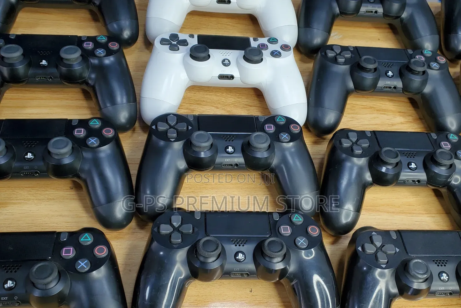 PlayStation 4 Europe Used Original Joystick በተመጣጣኝ ዋጋ