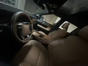 Hyundai Santa Fe 2024 White