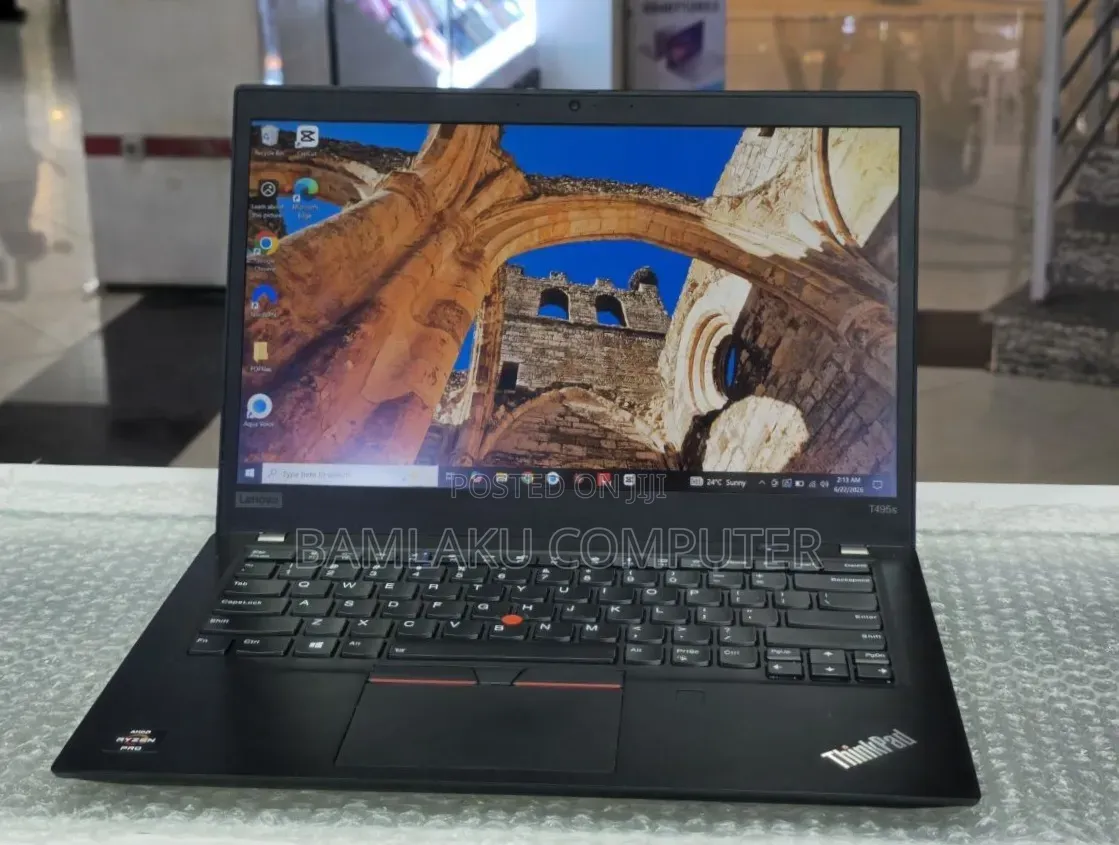 New Laptop Lenovo ThinkPad t495s 16GB AMD Ryzen 7 SSD 512GB