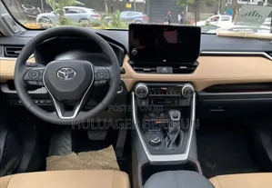 New Toyota RAV4 2024 Green