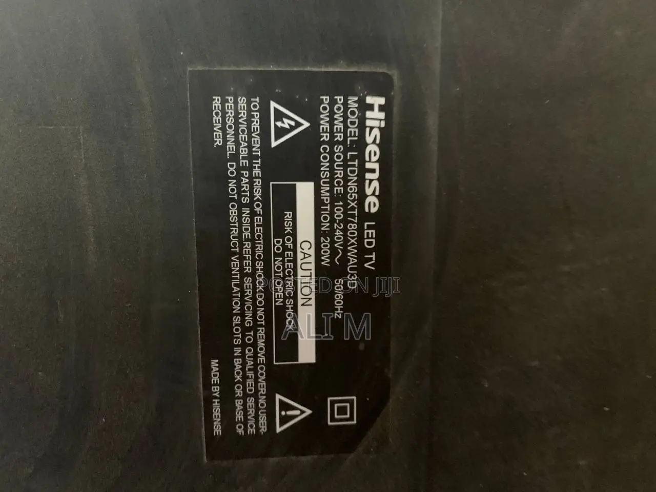 Hisense TV 65 Inch for Parts (Maintenance)