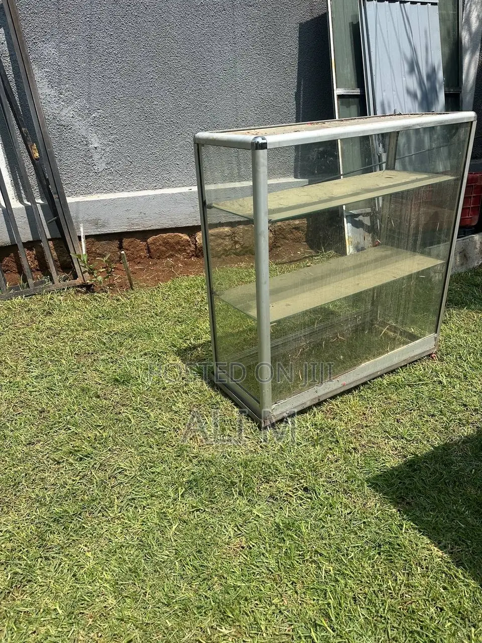Alumunium Display for Sale