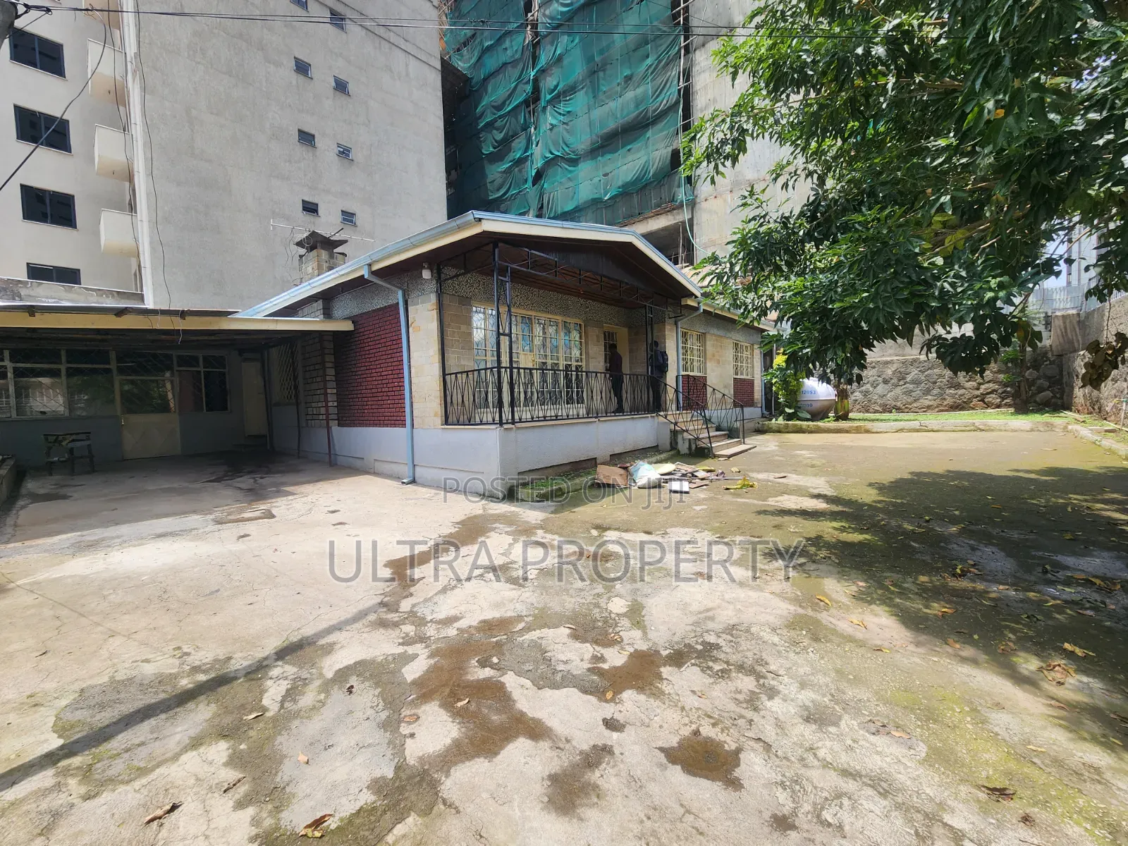 3bdrm Villa in Bole for rent