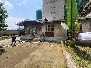 3bdrm Villa in Bole for rent