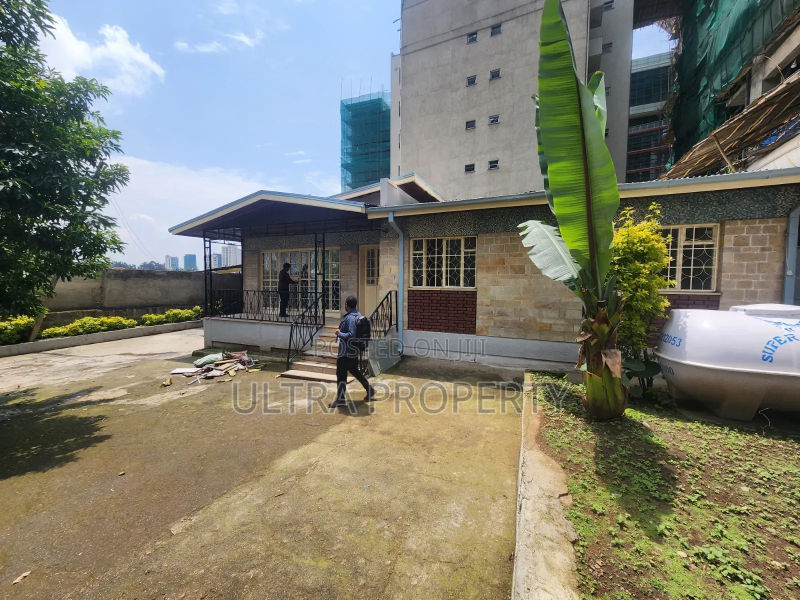 3bdrm Villa in Bole for rent