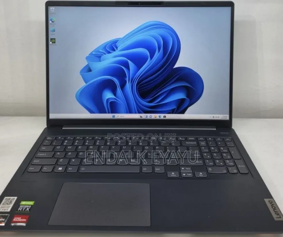 New Laptop Lenovo IdeaPad 1 16GB AMD Ryzen 7 SSD 512GB