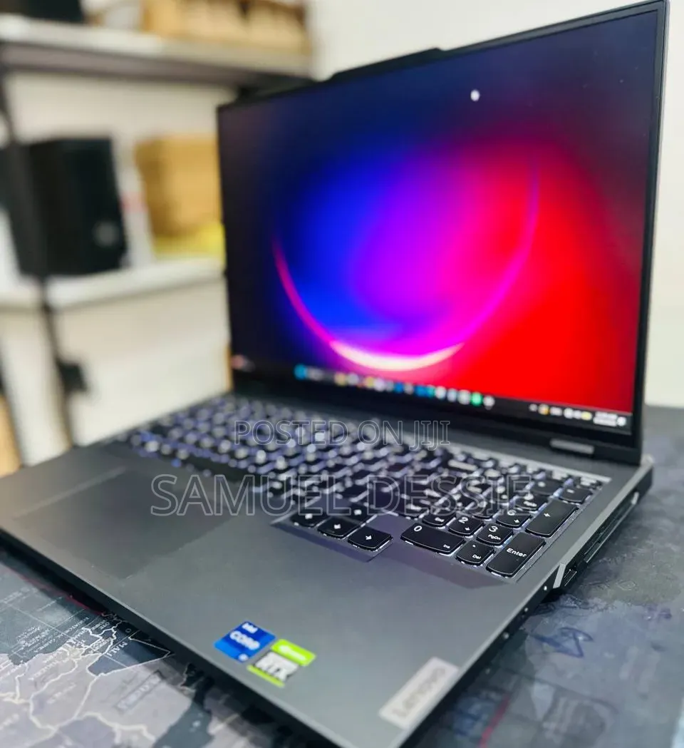 New Laptop Lenovo Legion 9 16GB Intel Core i9 SSD 1T