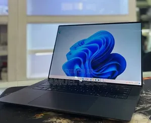 New Laptop Dell Precision 5540 16GB Intel Core i7 SSD 512GB