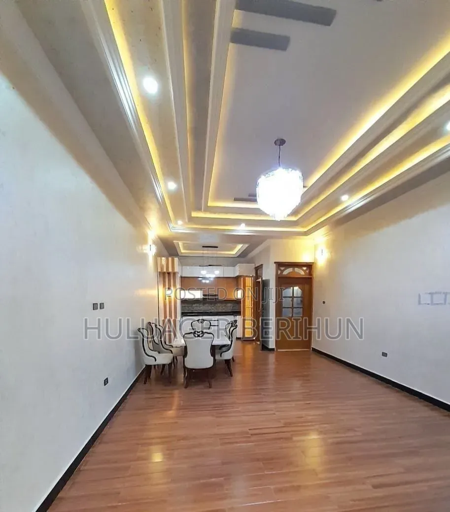 Furnished 5bdrm Villa in Bole for sale