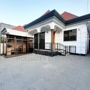 Furnished 5bdrm Villa in Bole for sale