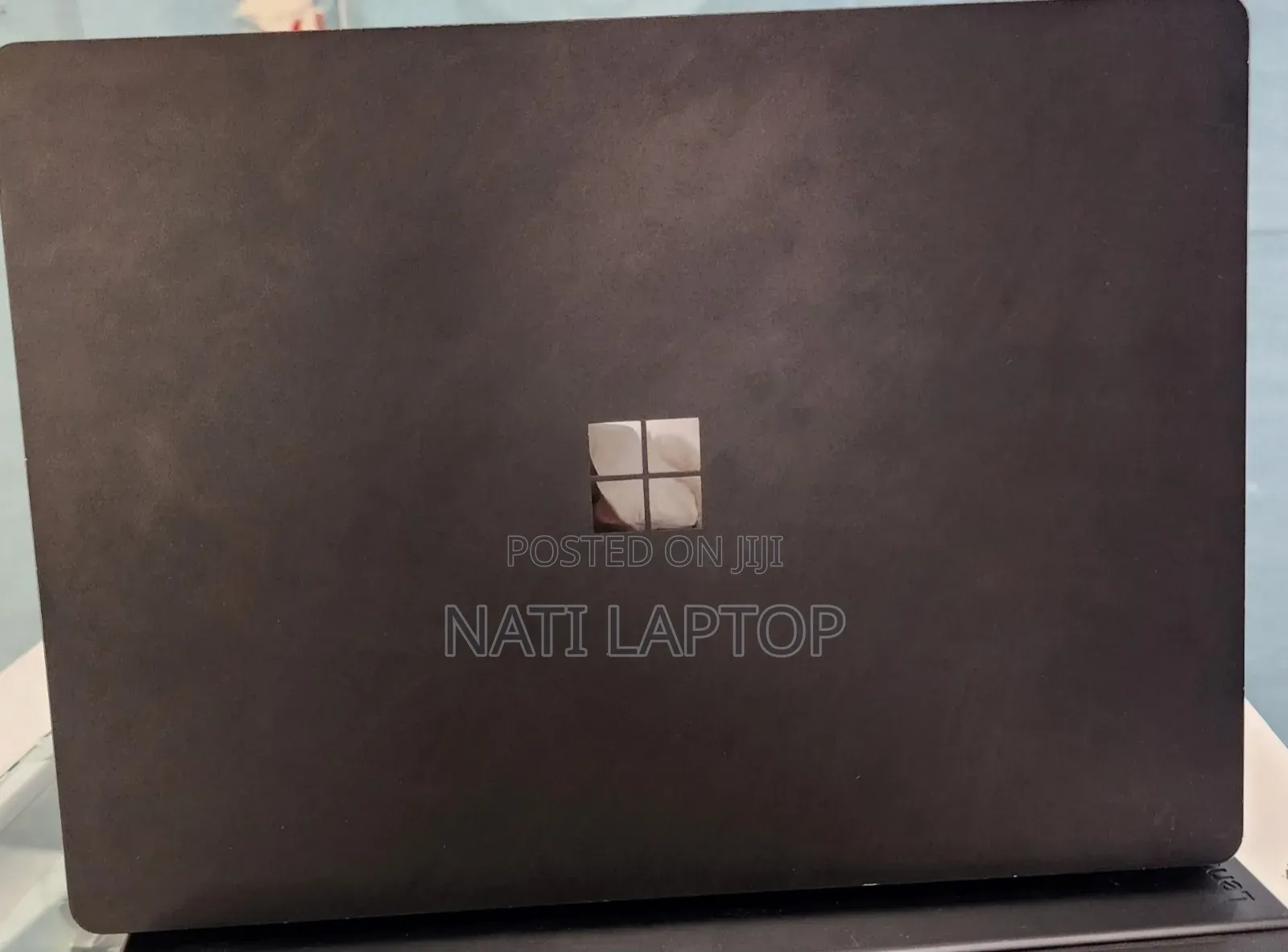 New Laptop Microsoft Surface Laptop 3 8GB Intel Core i5 SSD 256GB