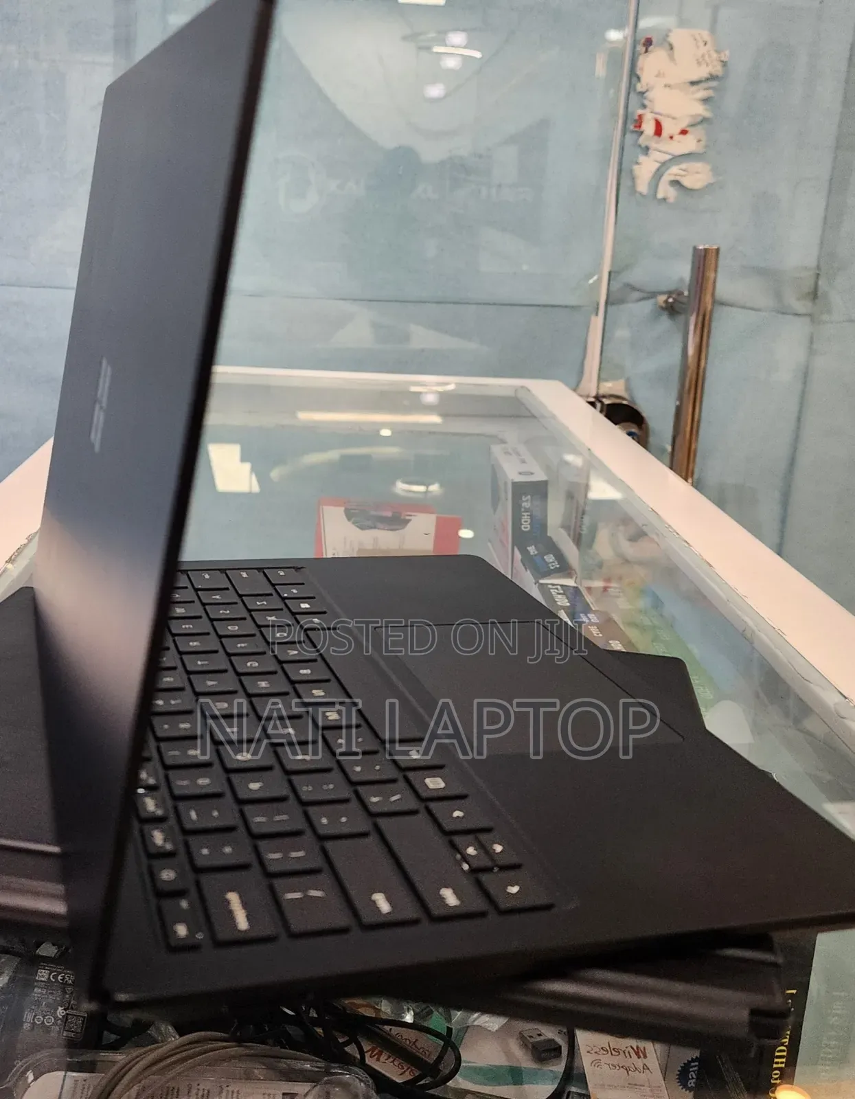 New Laptop Microsoft Surface Laptop 3 8GB Intel Core i5 SSD 256GB