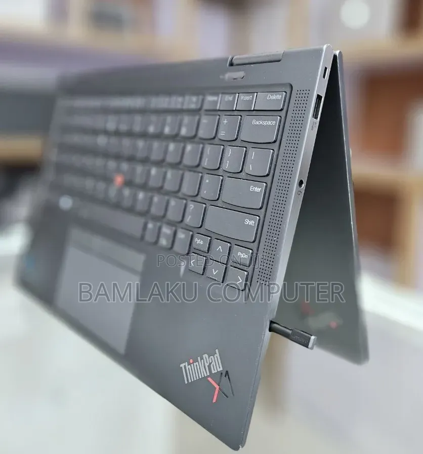 New Laptop Lenovo ThinkPad X1 Yoga 16GB Intel Core i7 SSD 512GB