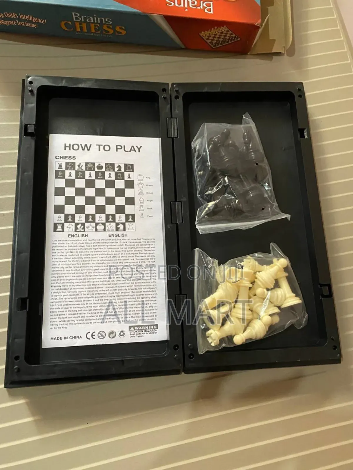 Non- Magnetic Foldable Chessboard Chess Game