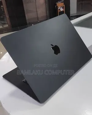 New Laptop Apple MacBook Air 2026 M5 16GB Apple M5 SSD 512GB