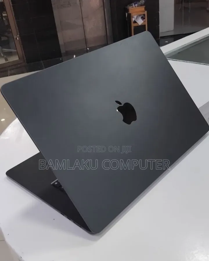 New Laptop Apple MacBook Air 2026 M5 16GB Apple M5 SSD 512GB