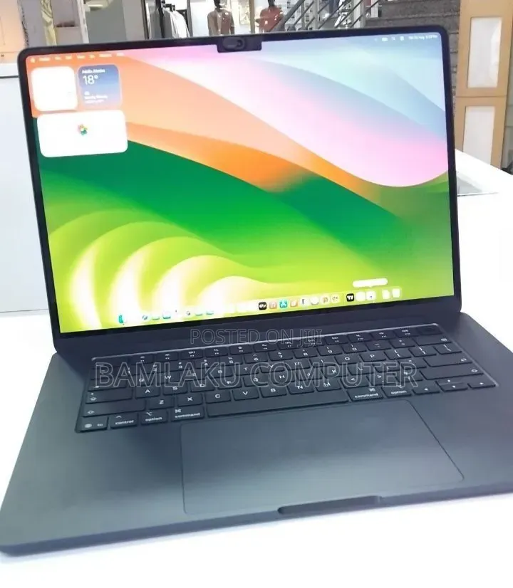 New Laptop Apple MacBook Air 2026 M5 16GB Apple M5 SSD 512GB