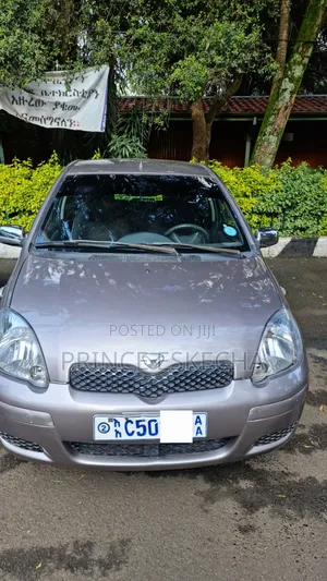 Toyota Vitz 2002 Brown