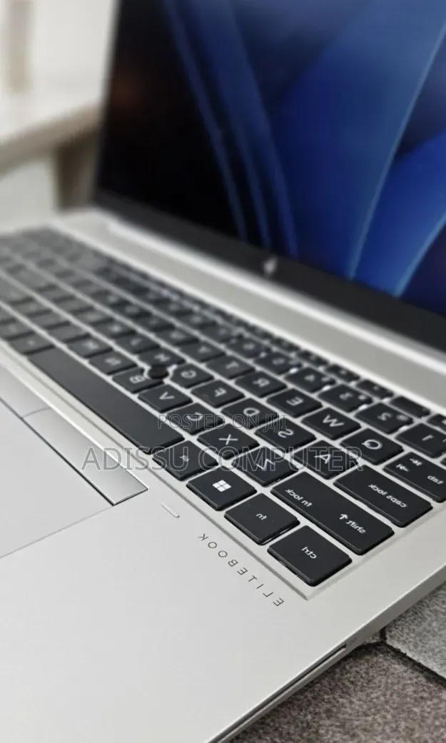 New Laptop HP EliteBook 850 G8 16GB Intel Core i7 SSD 512GB