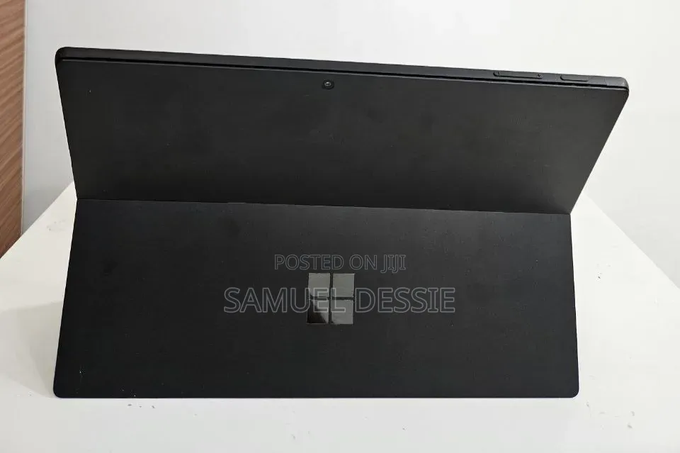 New Laptop Microsoft Surface Pro 7+ 16GB Intel Core i7 SSD 1T
