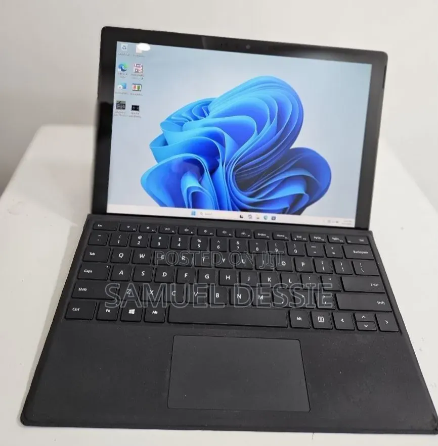 New Laptop Microsoft Surface Pro 7+ 16GB Intel Core i7 SSD 1T