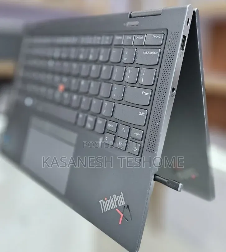 New Laptop Lenovo ThinkPad X1 Yoga 16GB Intel Core i7 SSD 512GB