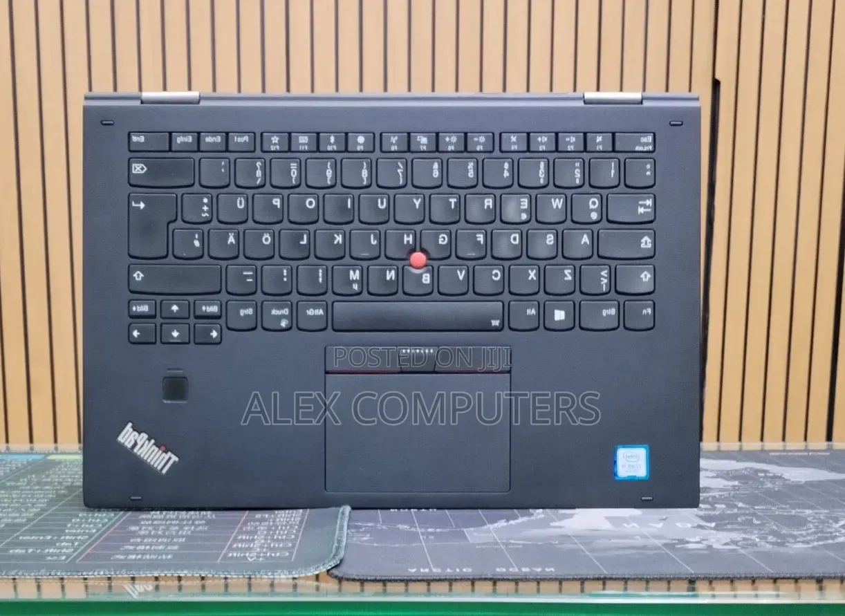 New Laptop Lenovo ThinkPad Yoga 8GB Intel Core i5 SSD 512GB
