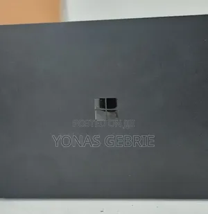 New Laptop Microsoft Surface 16GB Intel Core i7 SSD 512GB