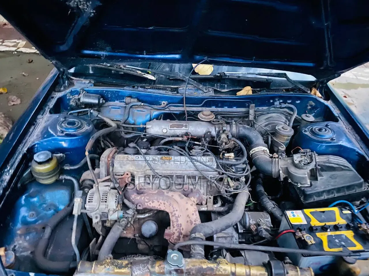Toyota Camry 1987 Blue