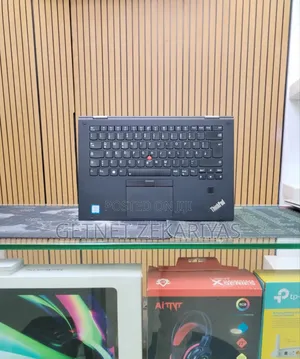Laptop Lenovo ThinkPad X1 Yoga 16GB Intel Core i5 SSD 512GB