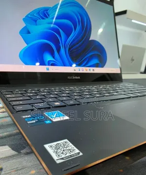 New Laptop Asus Zenbook 13 OLED 16GB Intel Core i7 SSD 512GB