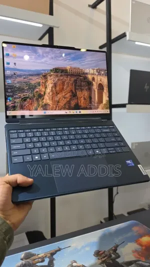 New Laptop Lenovo Yoga 9i 16GB Intel Core Ultra 7 SSD 1T