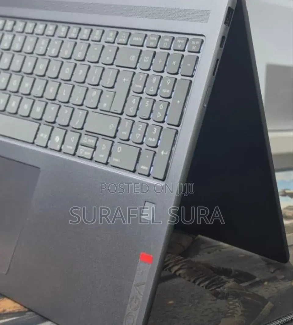 New Laptop Lenovo Yoga 2 16GB Intel Core Ultra 5 SSD 512GB