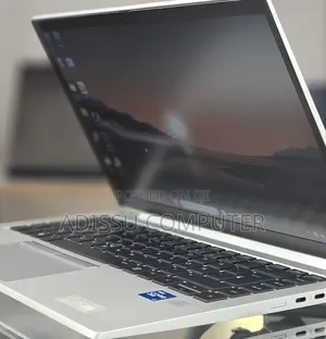 New Laptop HP EliteBook 840 G8 16GB Intel Core i7 SSD 512GB