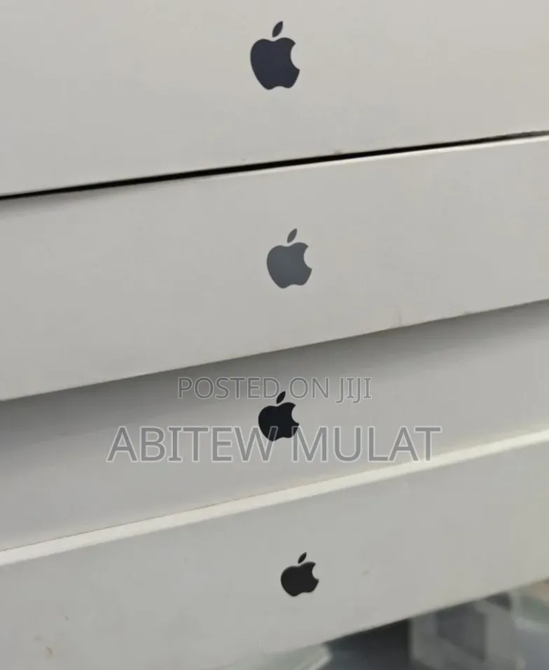 New Laptop Apple MacBook Pro 2026 M5 Pro 36GB Apple M5 SSD 2T