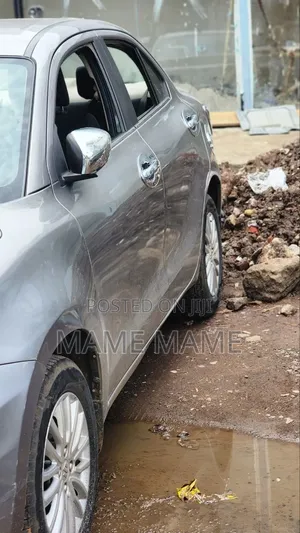 Suzuki Dzire 2022 Gray