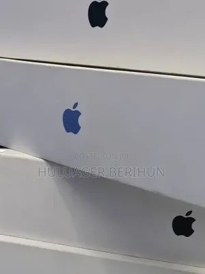 New Laptop Apple MacBook Pro 2025 M5 36GB Apple M5 SSD 2T