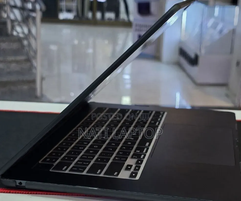 New Laptop Apple MacBook Air 2026 M5 16GB Apple M5 SSD 512GB