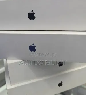 New Laptop Apple MacBook Air 2026 M5 16GB Apple M5 SSD 512GB