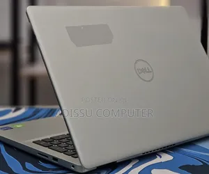 New Laptop Dell Inspiron 15 16GB Intel Core i7 SSD 512GB