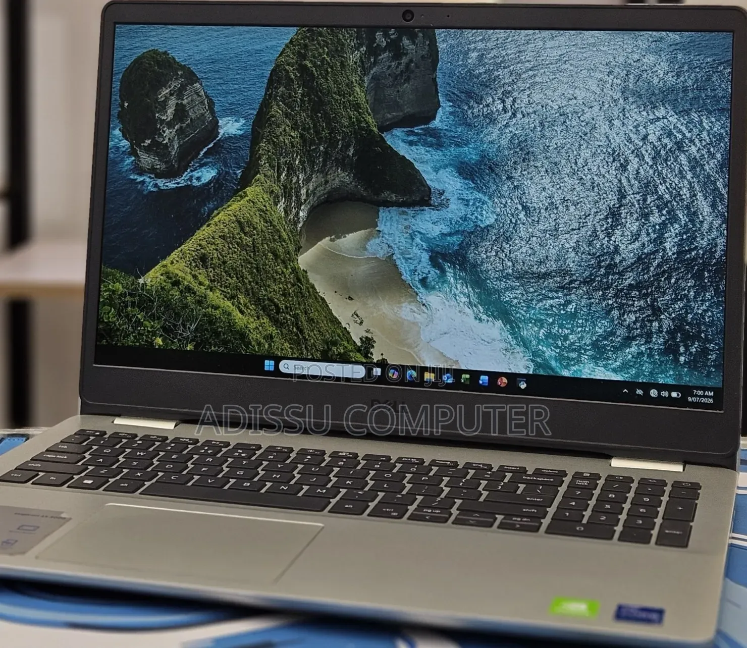 New Laptop Dell Inspiron 15 16GB Intel Core i7 SSD 512GB