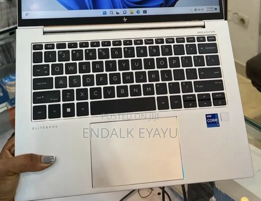 New Laptop HP EliteBook 840 G9 16GB Intel Core i7 SSD 512GB