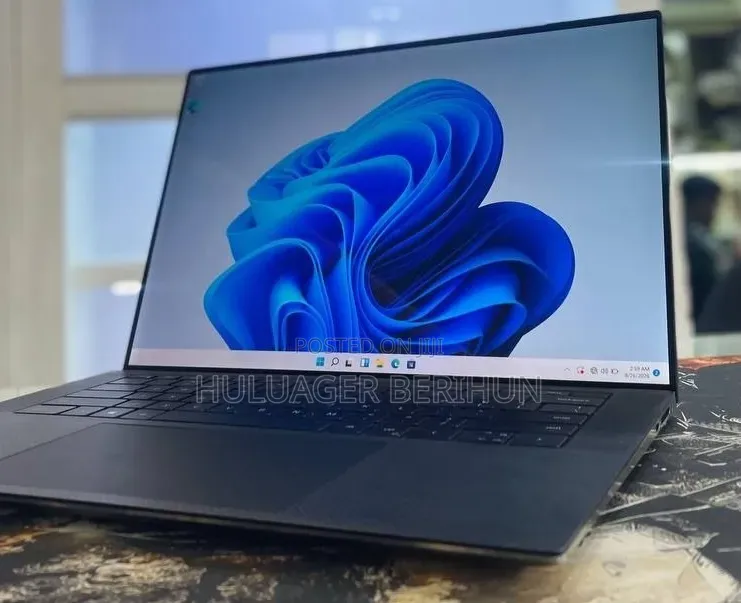 New Laptop Dell Precision 5540 16GB Intel Core i7 SSD 512GB