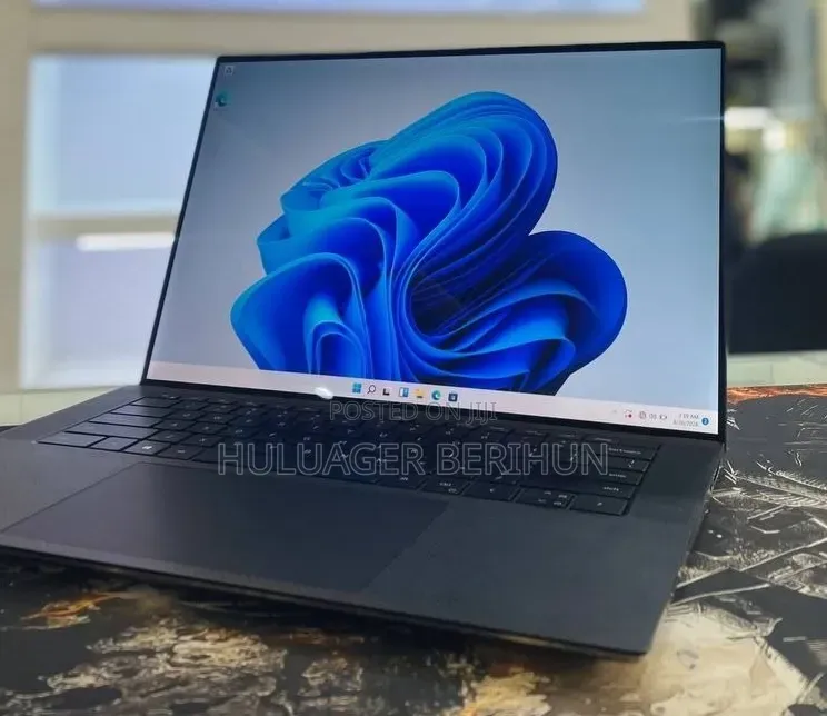 New Laptop Dell Precision 5540 16GB Intel Core i7 SSD 512GB