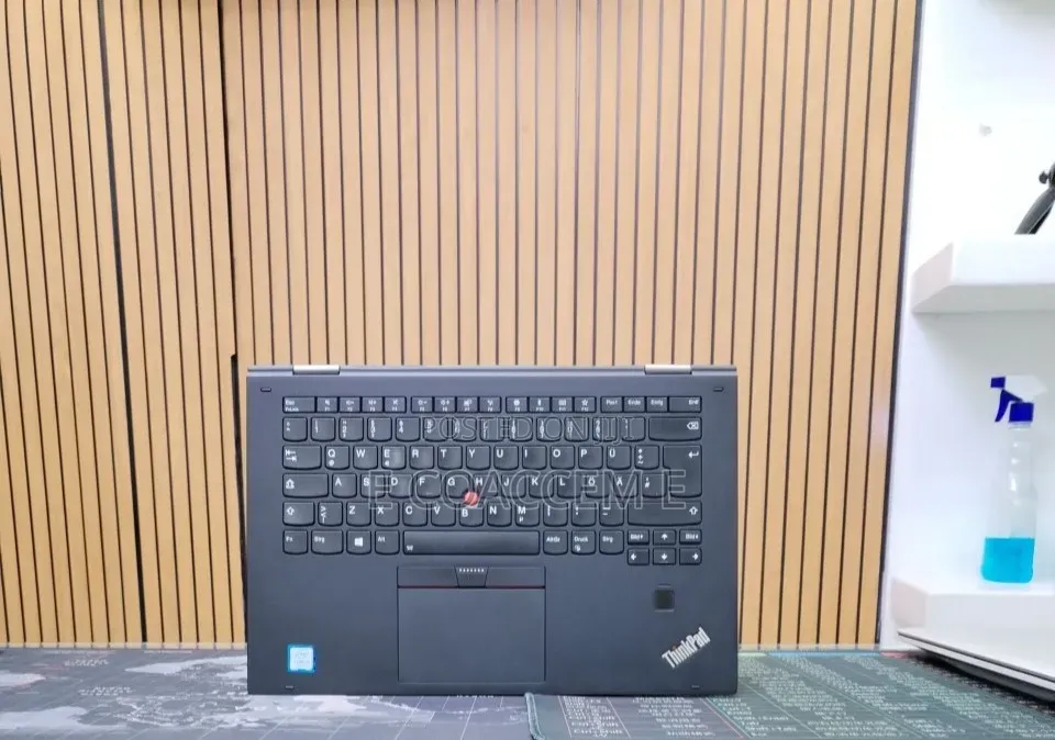 New Laptop Lenovo 8GB Intel Core i5 SSD 512GB