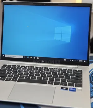 New Laptop HP EliteBook 840 G10 16GB Intel Core i7 SSD 512GB