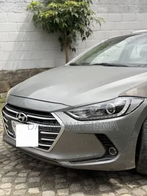 Hyundai Avante 2016 Silver