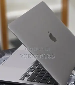 New Laptop Apple MacBook Pro 2020 M1 16GB Apple M1 Pro SSD 512GB