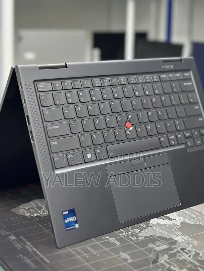 New Laptop Lenovo ThinkPad X1 Yoga 32GB Intel Core i7 SSD 1T