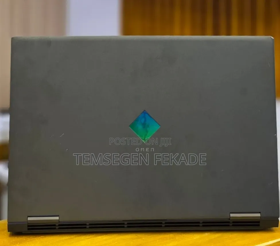 New Laptop HP Omen 15 16GB AMD Ryzen 5 SSD 512GB